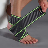 Leosportz Adjustable Ankle Support Brace with Compression — Green